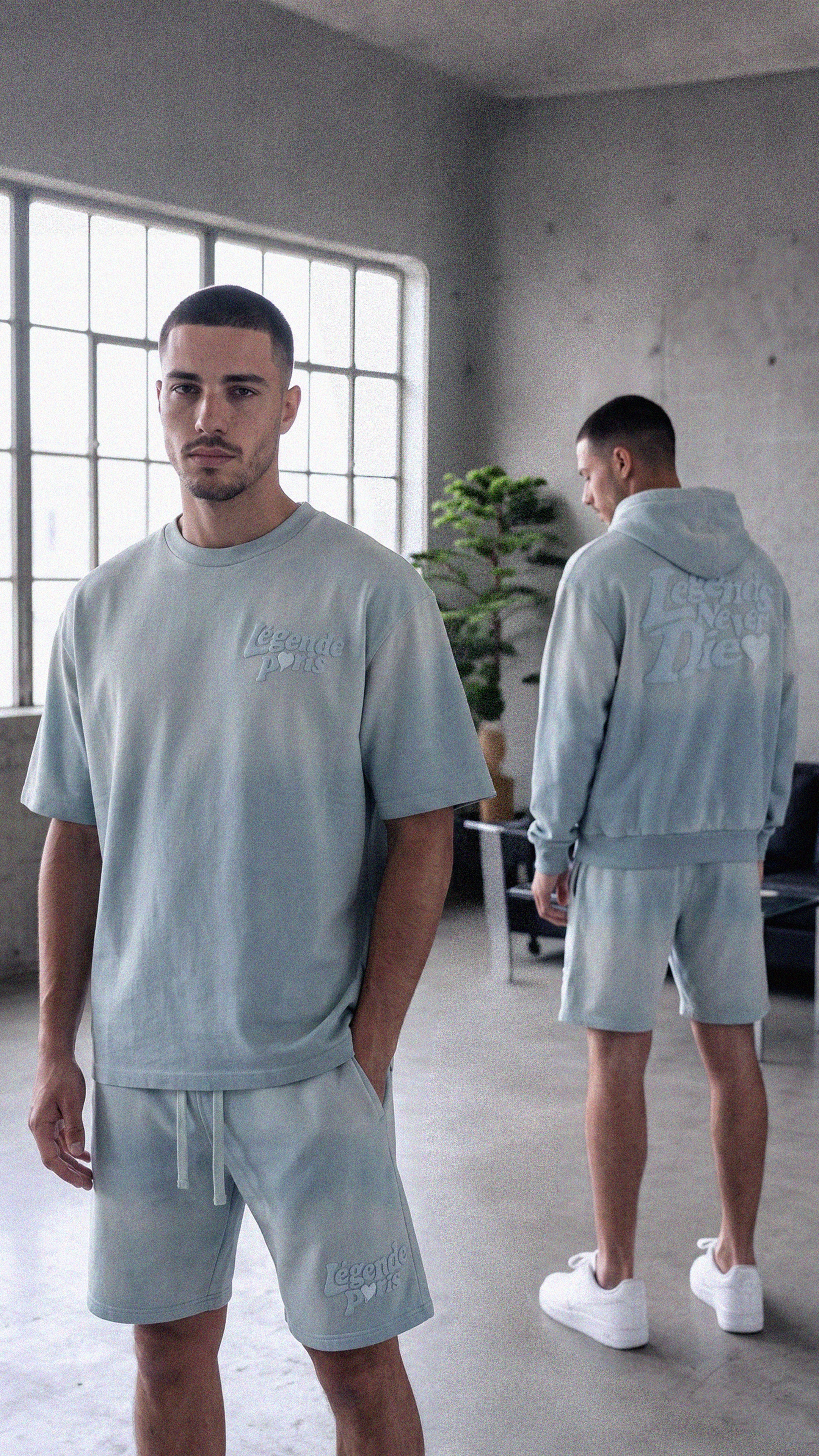LND GRADIENT T-SHIRT - ICY BLUE