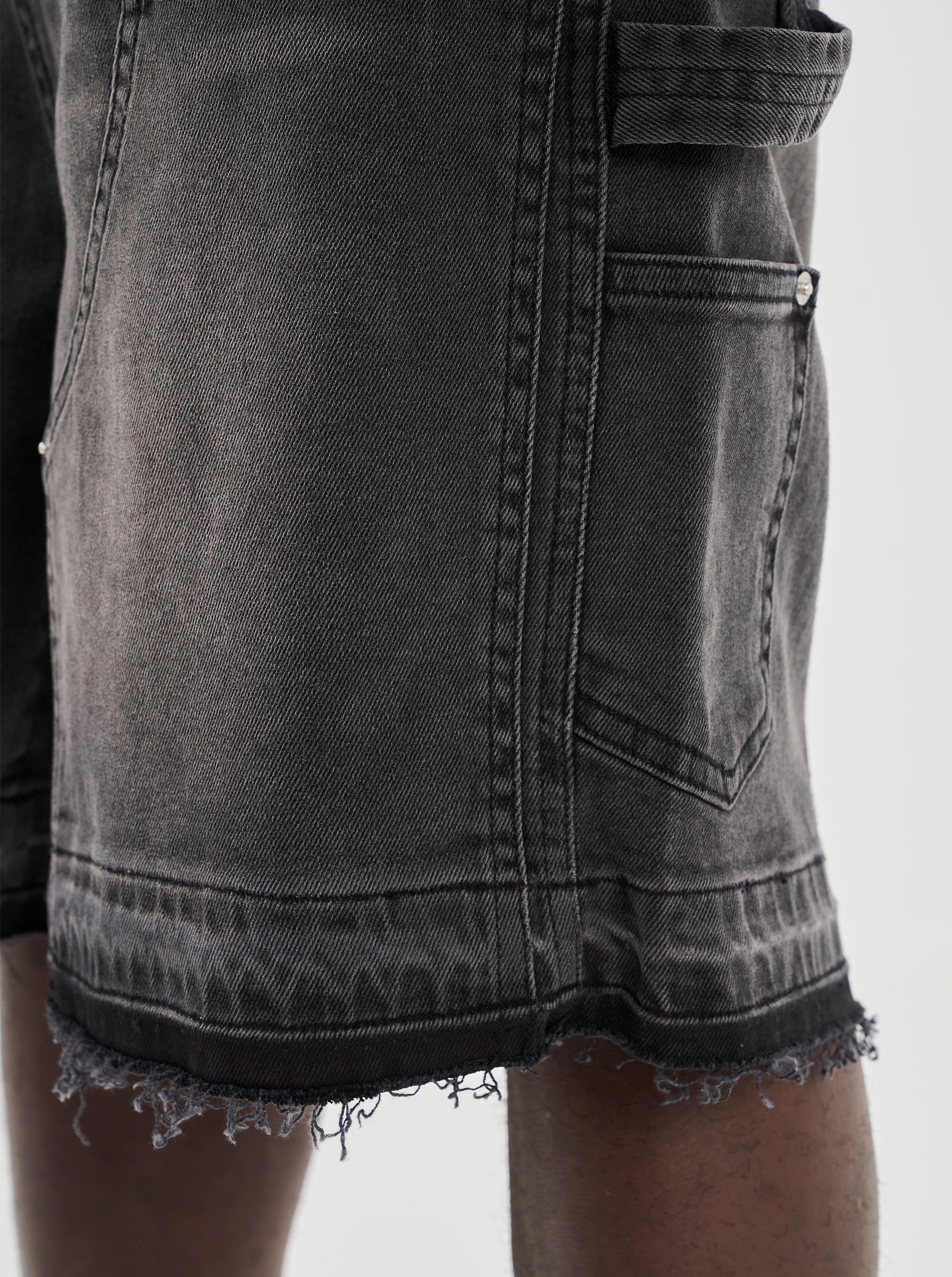 CARPENTER JORT - BLACK