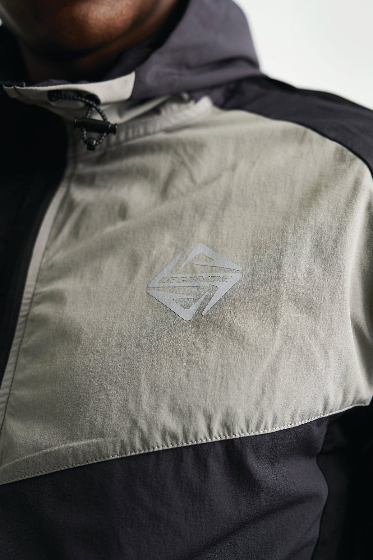 FRAGMENT WINDBREAKER - BLACK