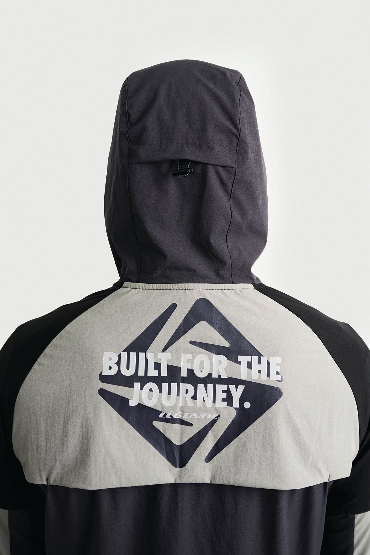 FRAGMENT WINDBREAKER - BLACK
