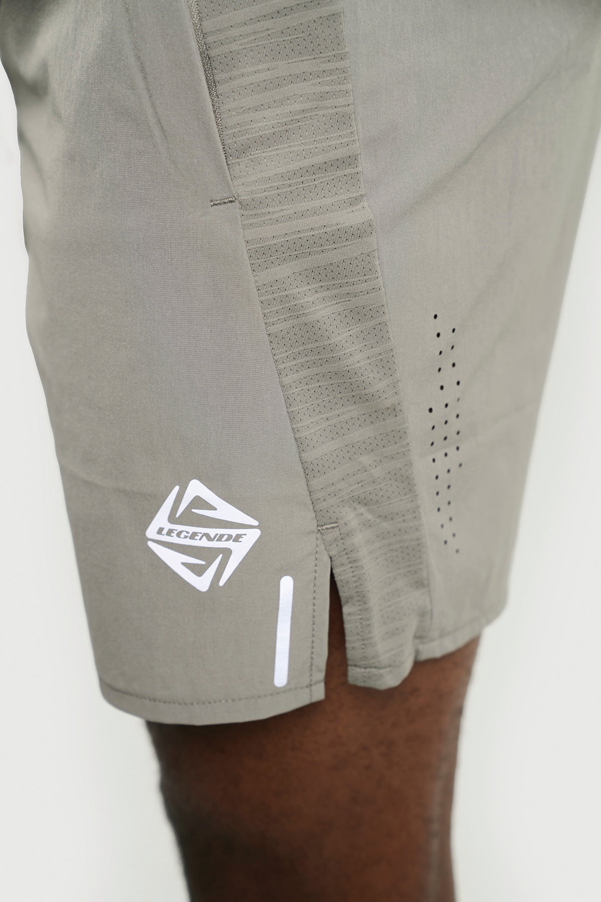 ORIGIN SHORT - GREY