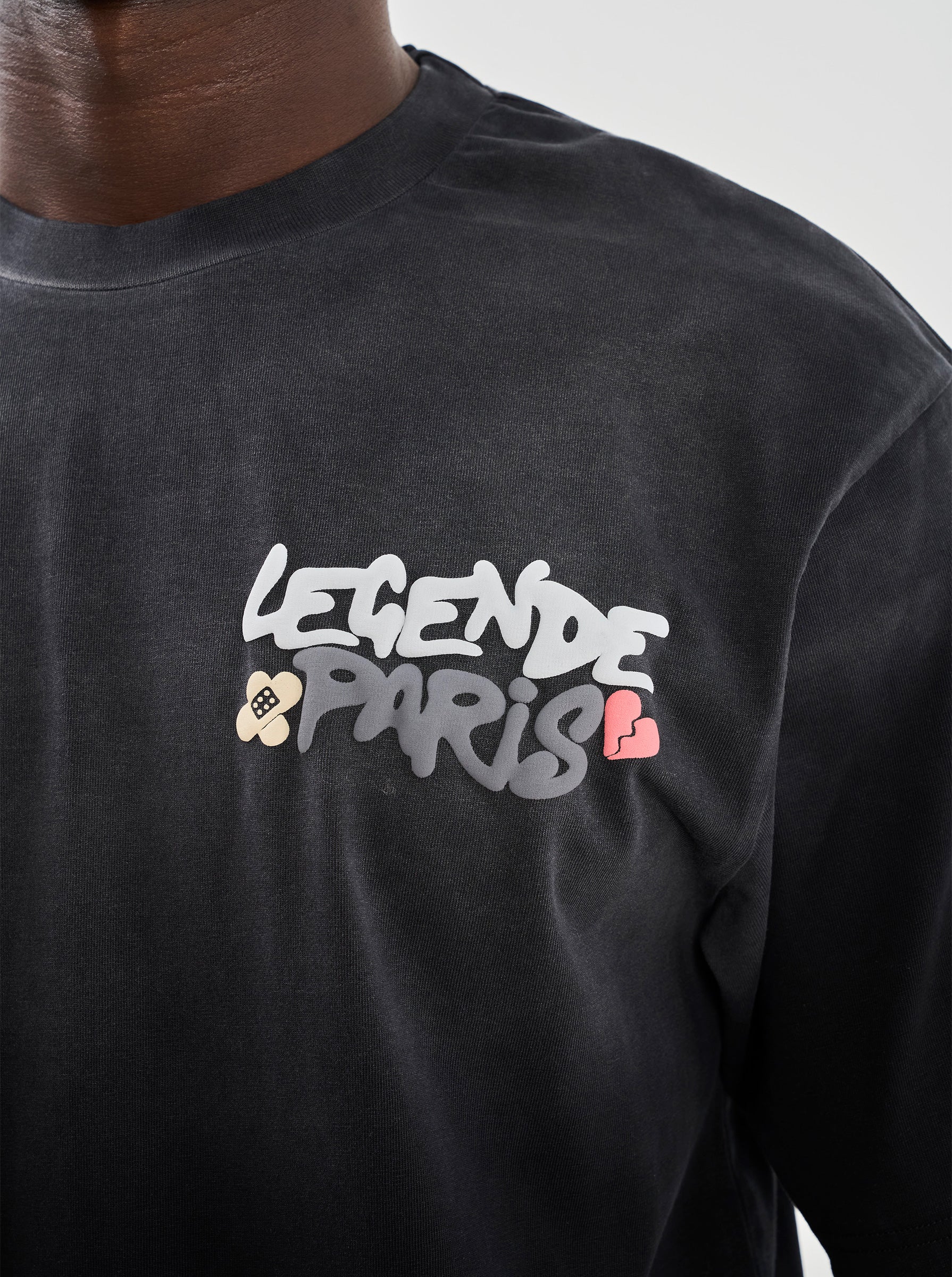 REALER THAN MOST T-SHIRT - BLACK