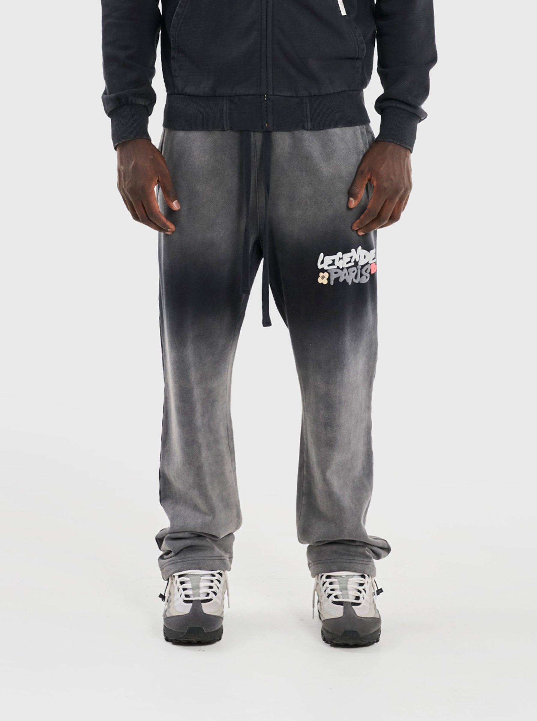 REALER THAN MOST JOGGER - BLACK